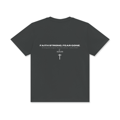 VAHVUUS FAITH STRONG FEAR GONE Crew Neck T