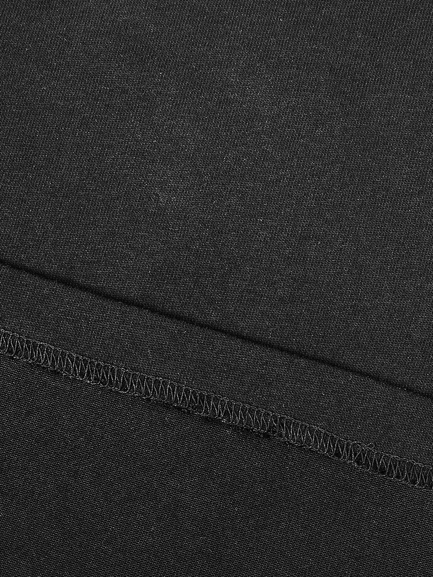 VAHVUUS Piped Panel T-Shirt